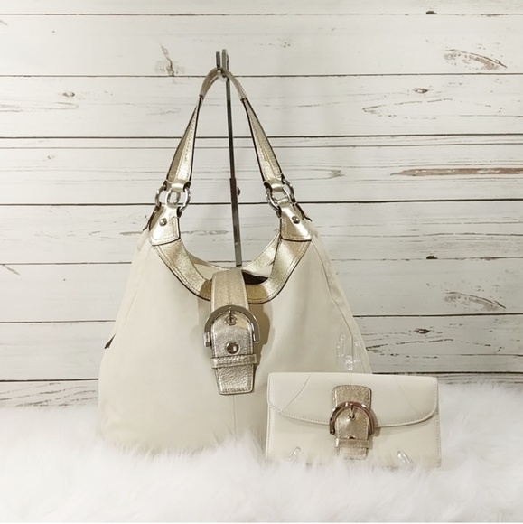 Coach Handbags - Coach Large Lynn Soho set